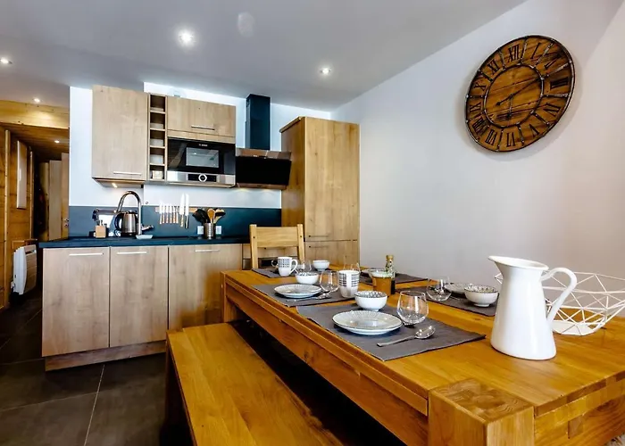 Appt 10 Pers Renove, Calme, Balcon Sud, Cheminee, Wi-fi, Proche Pistes - Fr-1-545-14