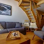Appt 10 Pers Rénové, Calme, Balcon Sud, Cheminée, Wi-fi, Proche Pistes - Fr-1-545-14 Val Thorens
